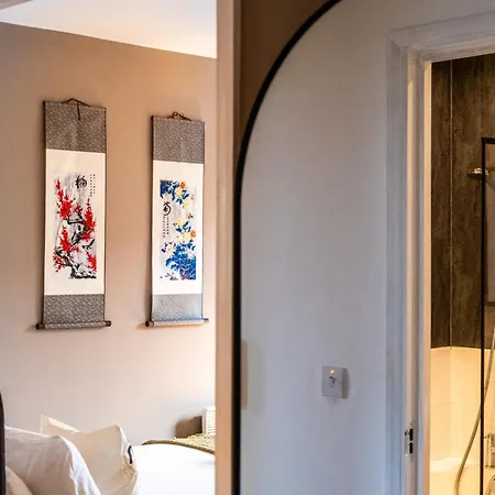 Orient City Loft With Free Parking, Balcony, And Netflix