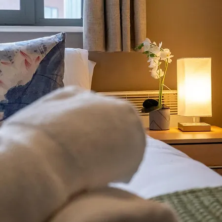 Apartment Orient City Loft With Free Parking, Balcony, And Netflix