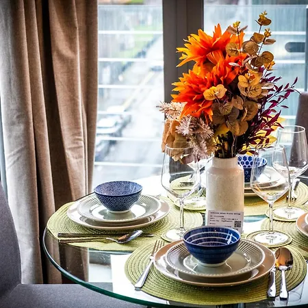 Apartment Orient City Loft With Free Parking, Balcony, And Netflix