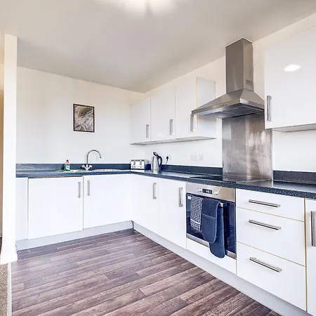 Orient City Loft With Free Parking, Balcony, And Netflix * Birmingham