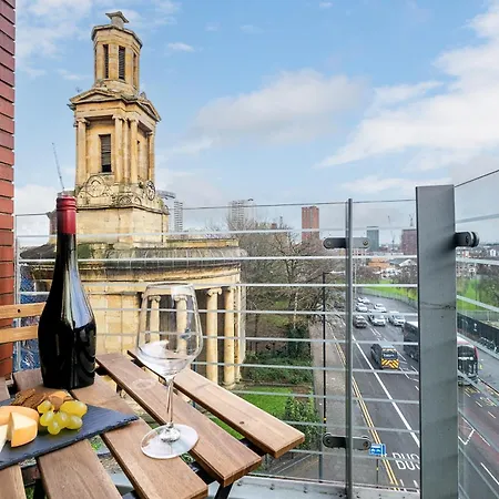 Orient City Loft With Free Parking, Balcony, And Netflix Apartment