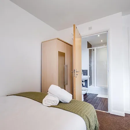 Orient City Loft With Free Parking, Balcony, And Netflix Apartment