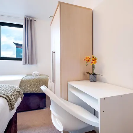 Apartment Orient City Loft With Free Parking, Balcony, And Netflix
